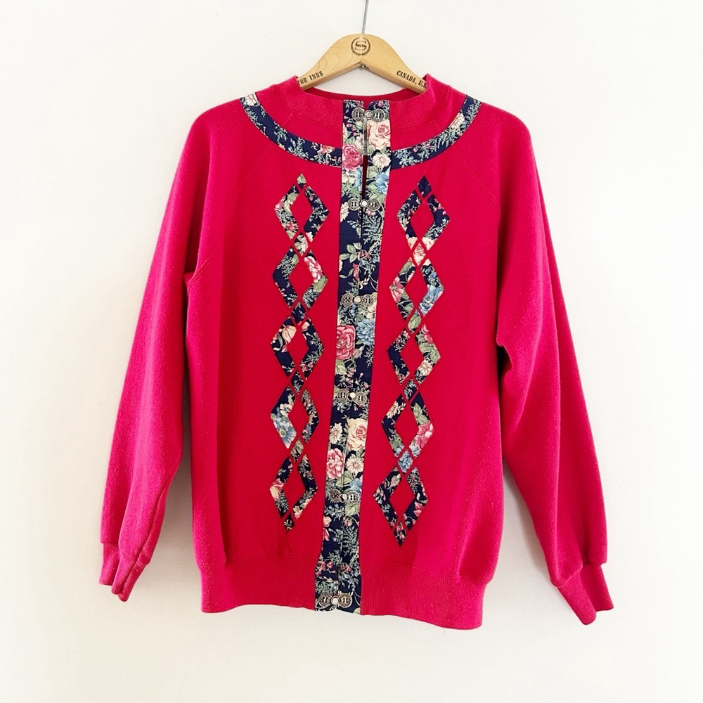 Vintage 90s Hanes Her Way Crewneck Sweater Cardigan Floral Detail Ornate Buttons